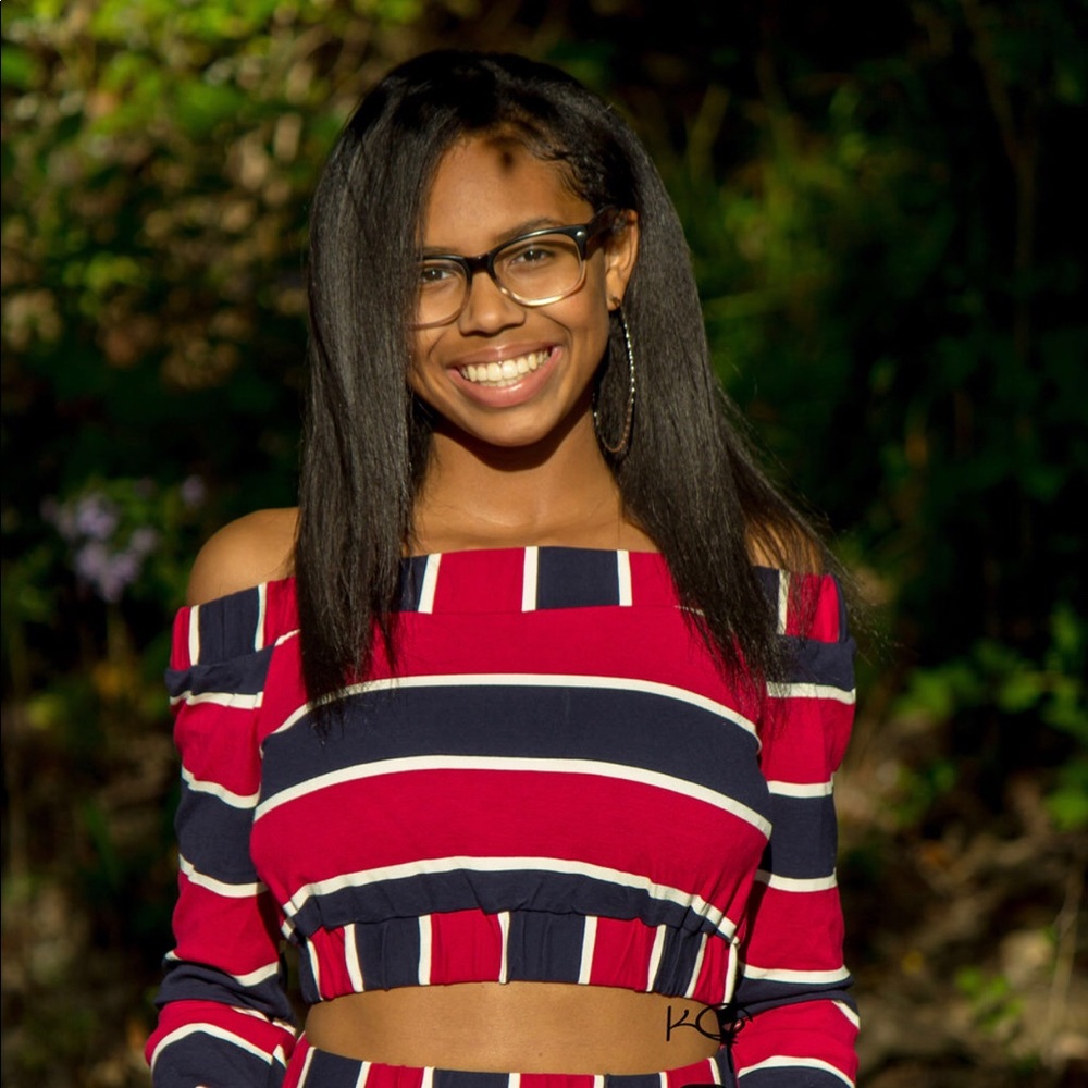Meet your Posher, Cierra